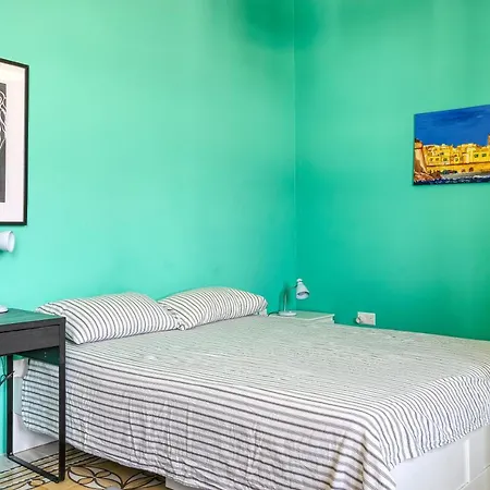 Charming In 3 The Cities With Roof Views By 360 Estates בירגו