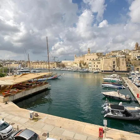 Charming In 3 The Cities With Roof Views By 360 Estates Apartment Birgu