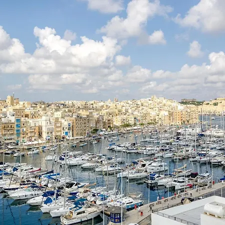 Apartment Charming In 3 The Cities With Roof Views By 360 Estates Birgu