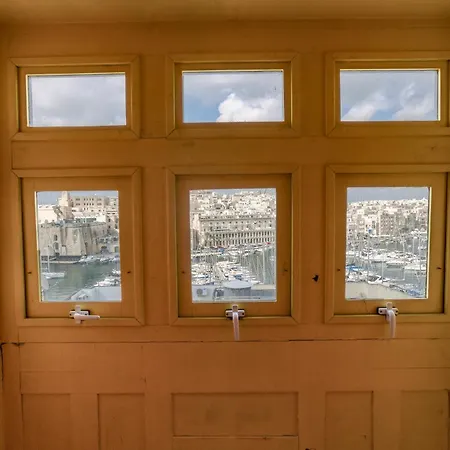 Charming In 3 The Cities With Roof Views By 360 Estates Birgu
